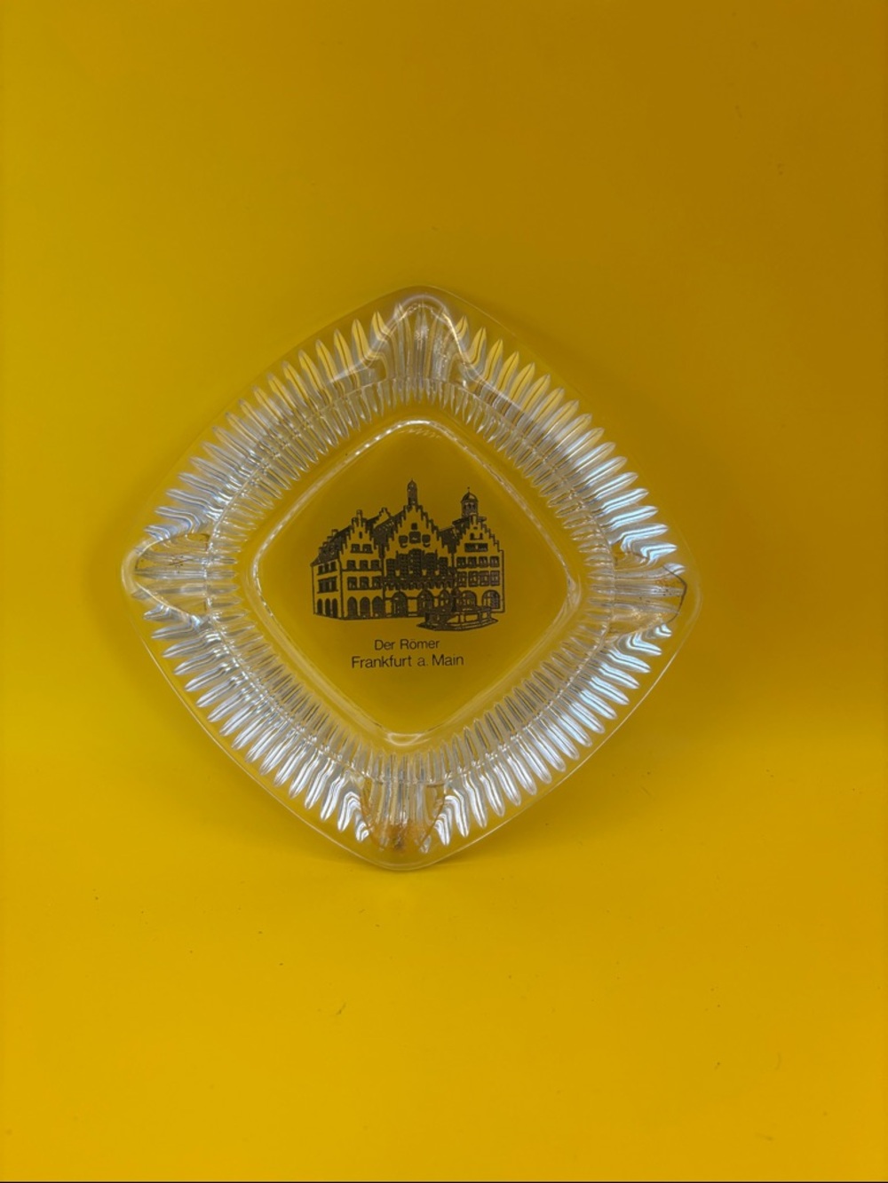 Frankfurt Clear Glass Decorative Cigarette Dish